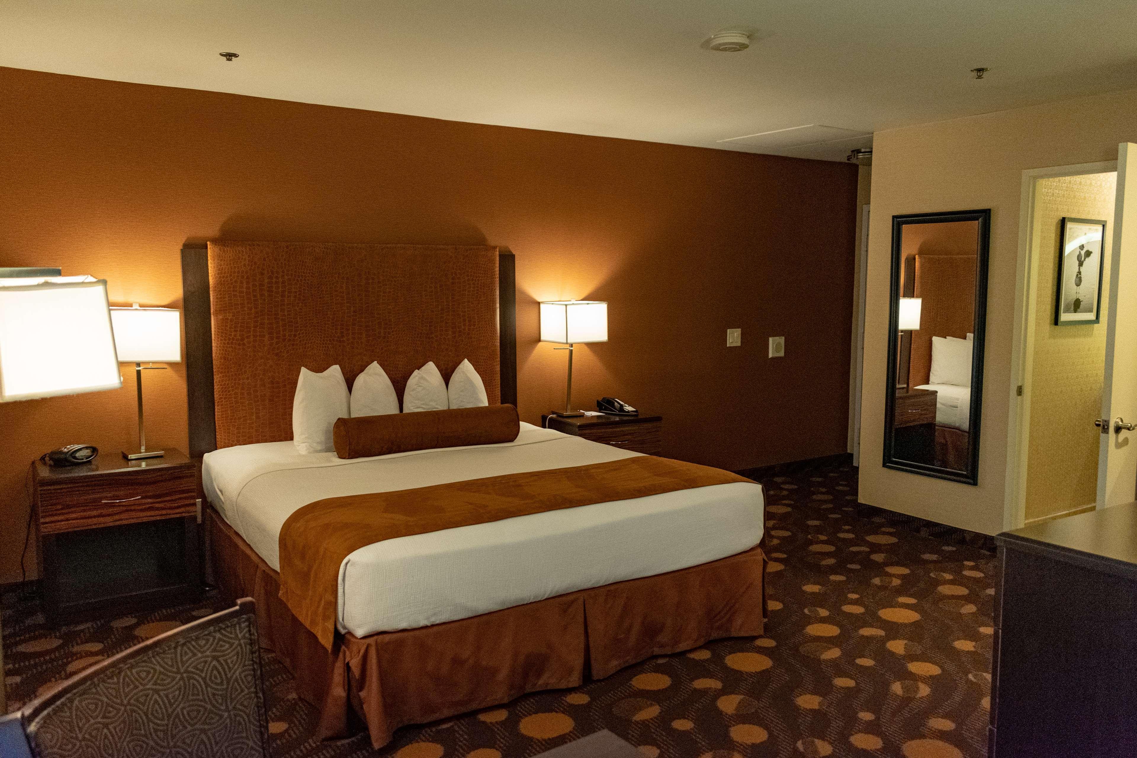 Best Western Plus Suites Hotel Coronado Island Εξωτερικό φωτογραφία