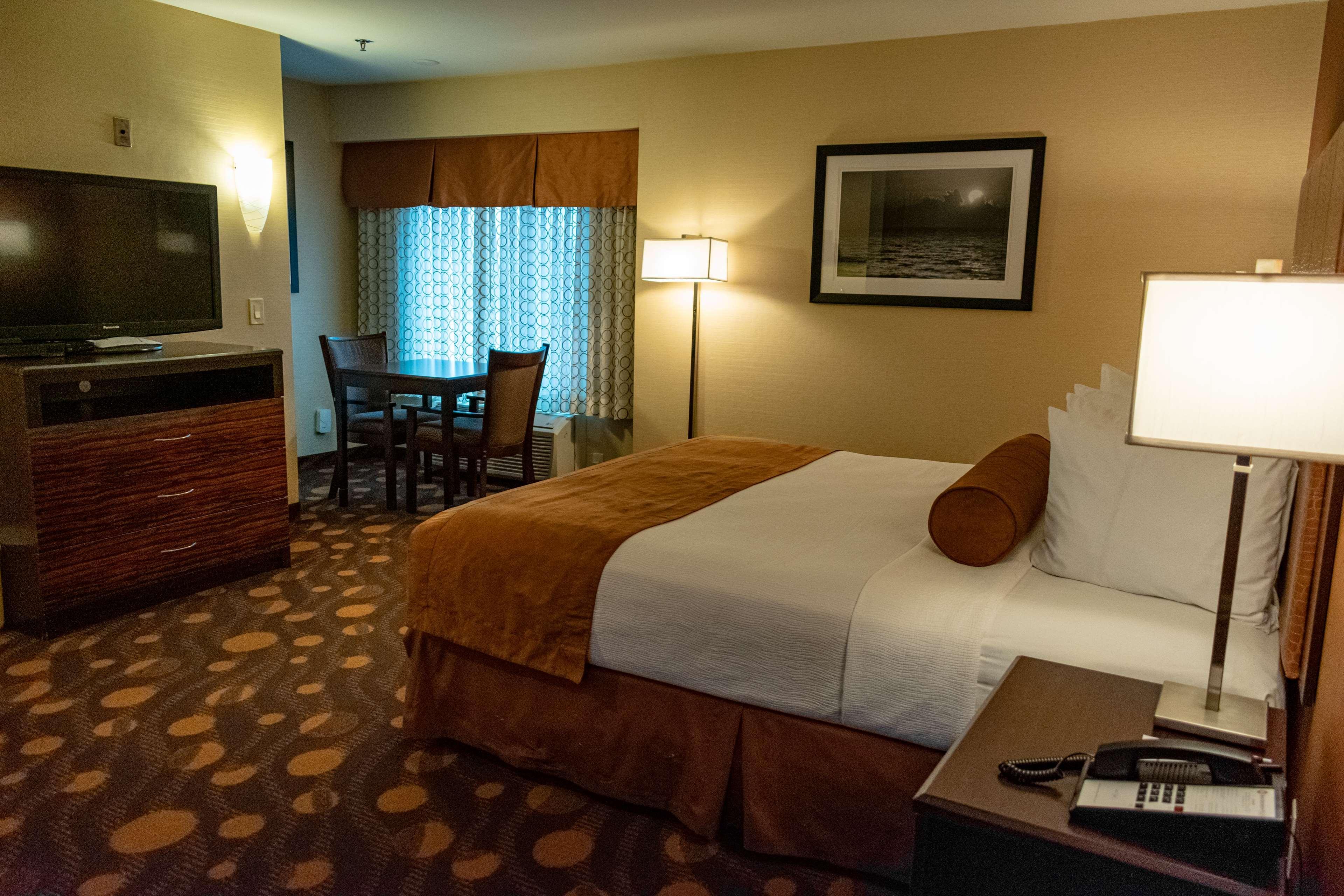 Best Western Plus Suites Hotel Coronado Island Εξωτερικό φωτογραφία