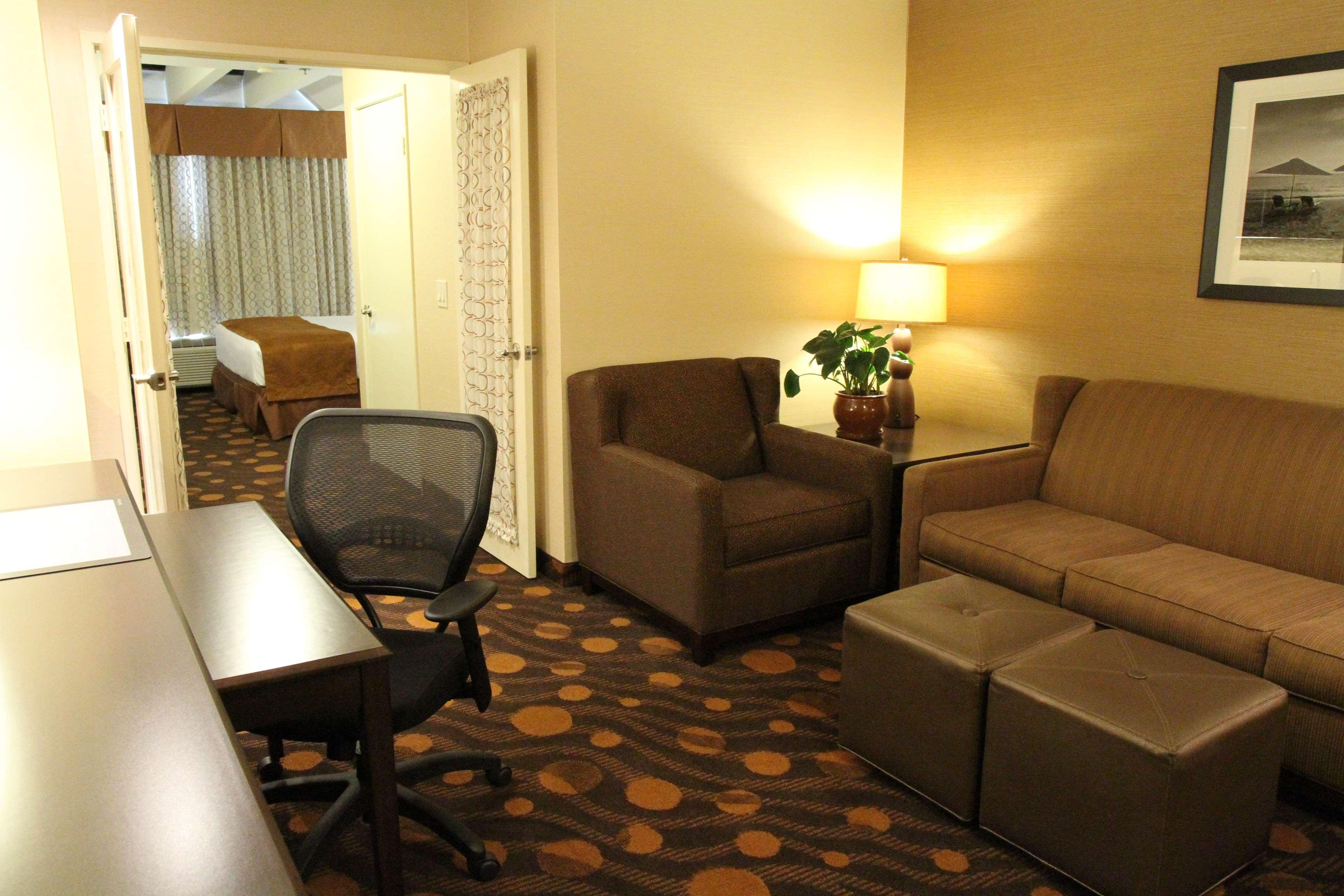 Best Western Plus Suites Hotel Coronado Island Εξωτερικό φωτογραφία